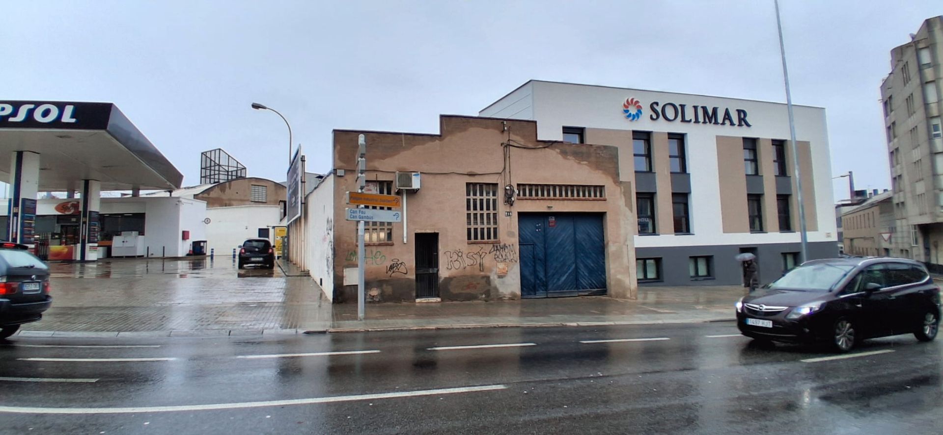 Außenansicht von Fabrikhallen zum Verkauf in Sabadell