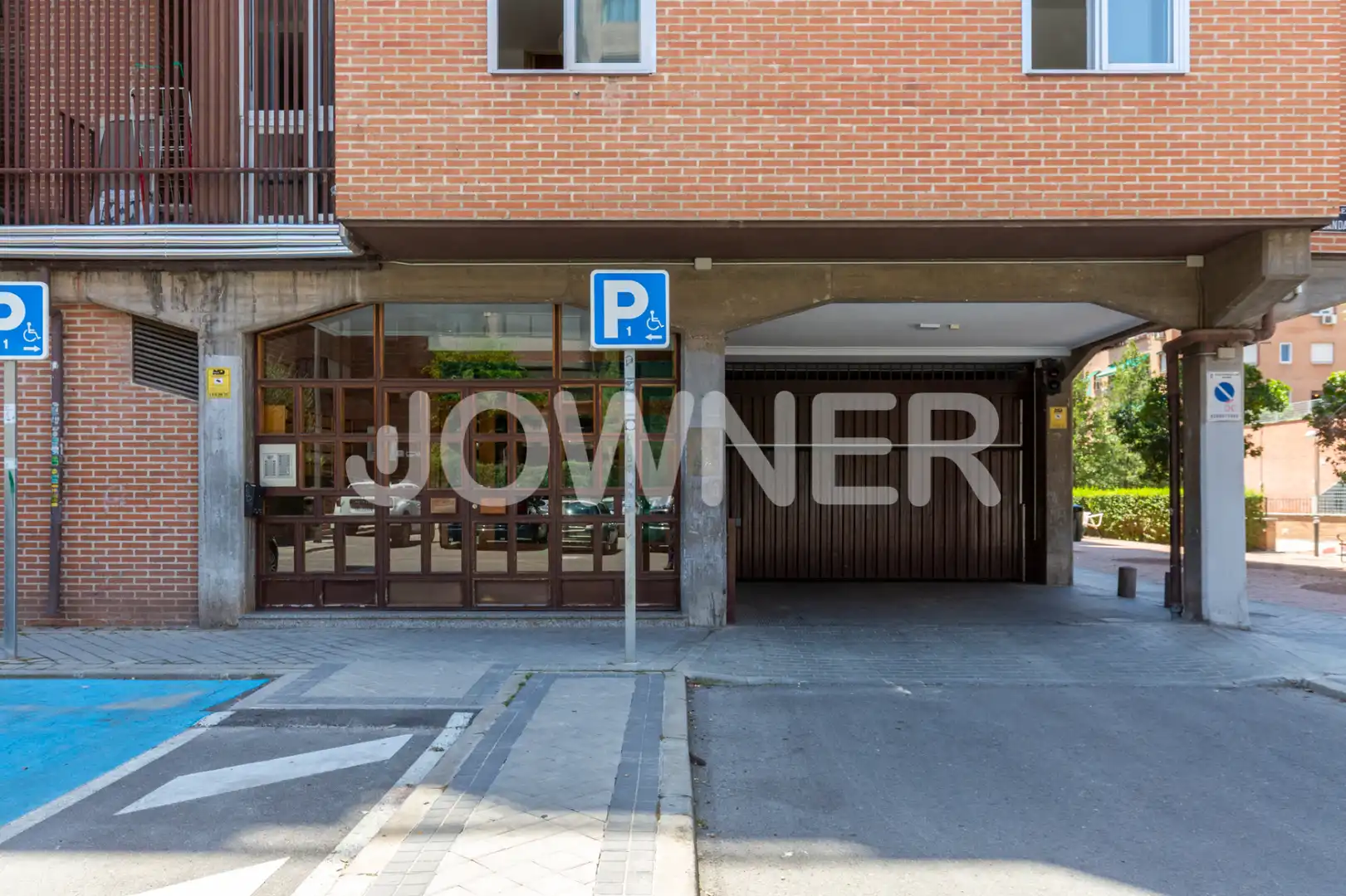 Parking de Piso de alquiler en Madrid con Aire acondicionado, Calefacción y Terraza