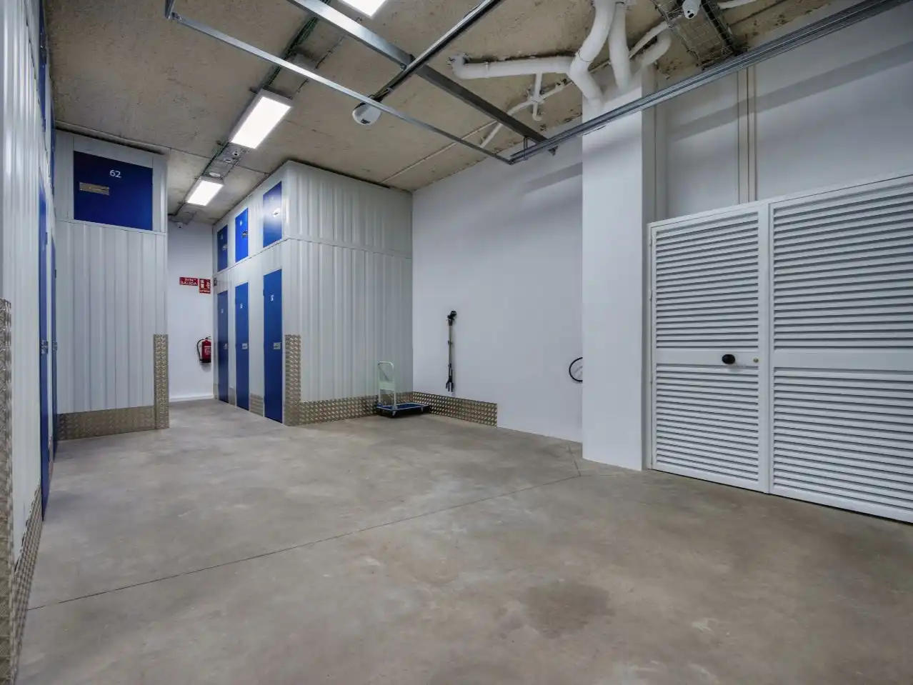 Storage room for rent in Sevilla  with Alarm