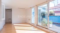 Vista exterior de Apartament en venda en  Madrid Capital amb Aire condicionat, Calefacció i Terrassa