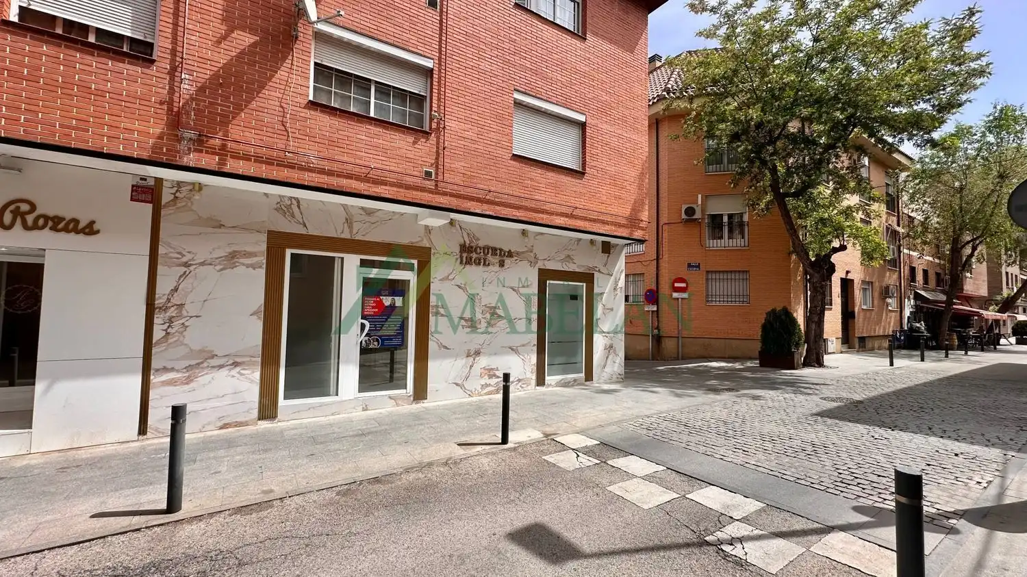 Außenansicht von Geschaftsraum zum Verkauf in Las Rozas de Madrid mit Klimaanlage