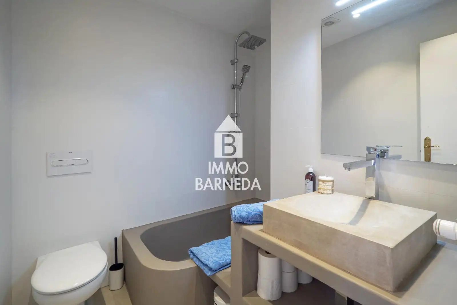 Bany de Casa o xalet en venda en Roses amb Aire condicionat, Calefacció i Jardí privat