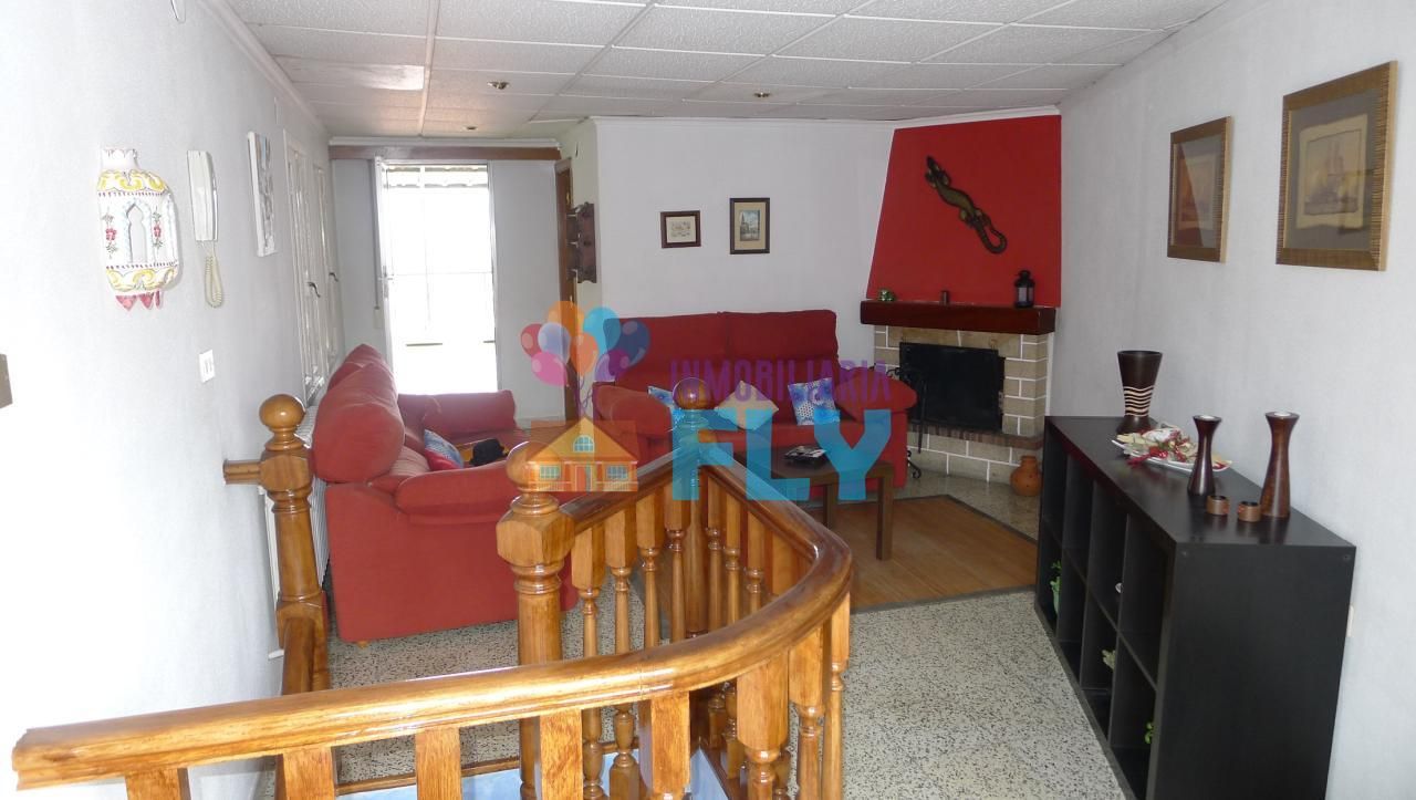 Duplex to rent in Ourense Capital   with Heating, Terrace and Storage room