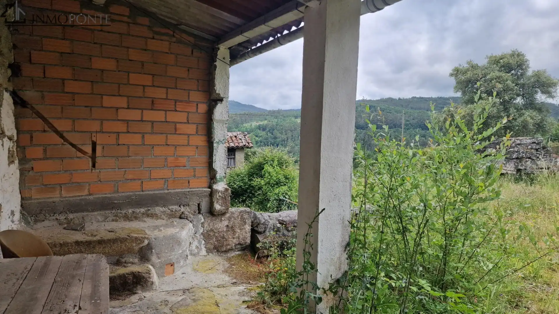 Vista exterior de Casa o xalet en venda en Cerdedo amb Jardí privat i Traster