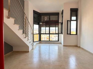 Dúplex amb ascensor en venda a Norte