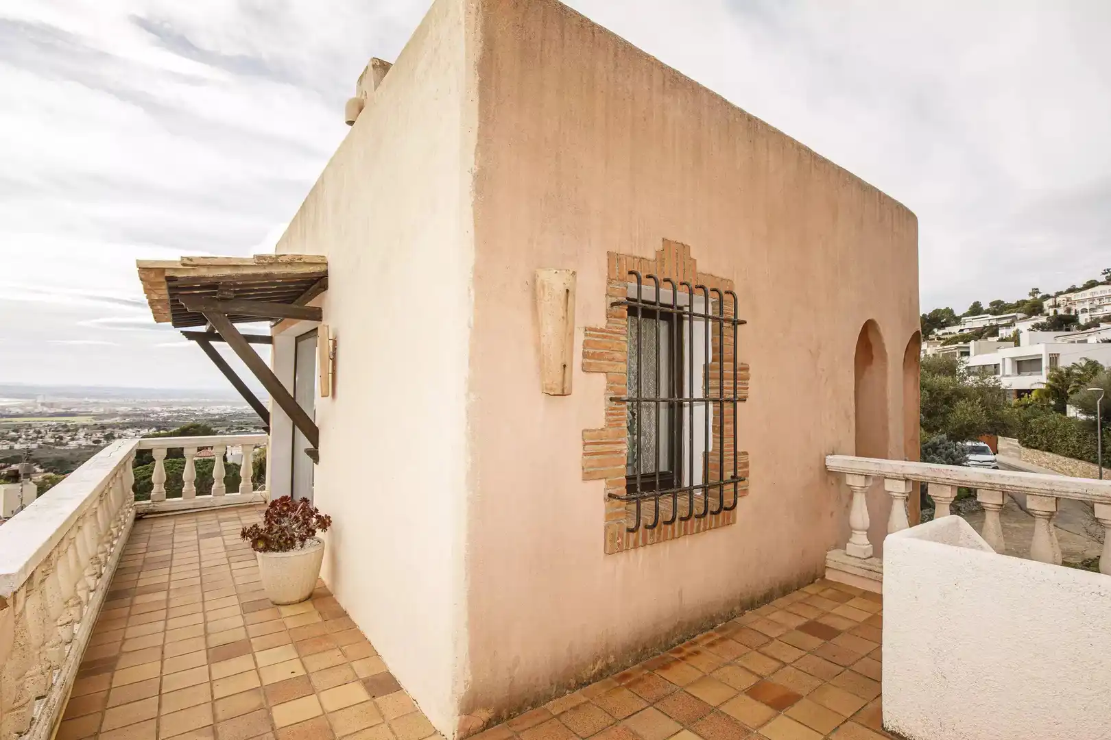 Vista exterior de Casa o xalet en venda en Roses amb Aire condicionat, Calefacció i Jardí privat
