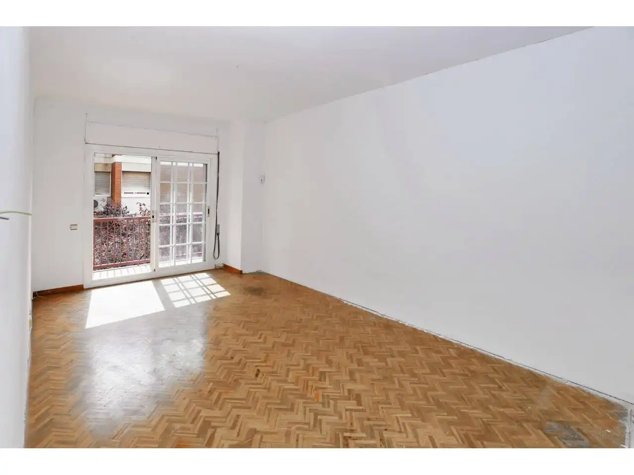 Piso con terraza en venta en Nou Barris, imagen 4