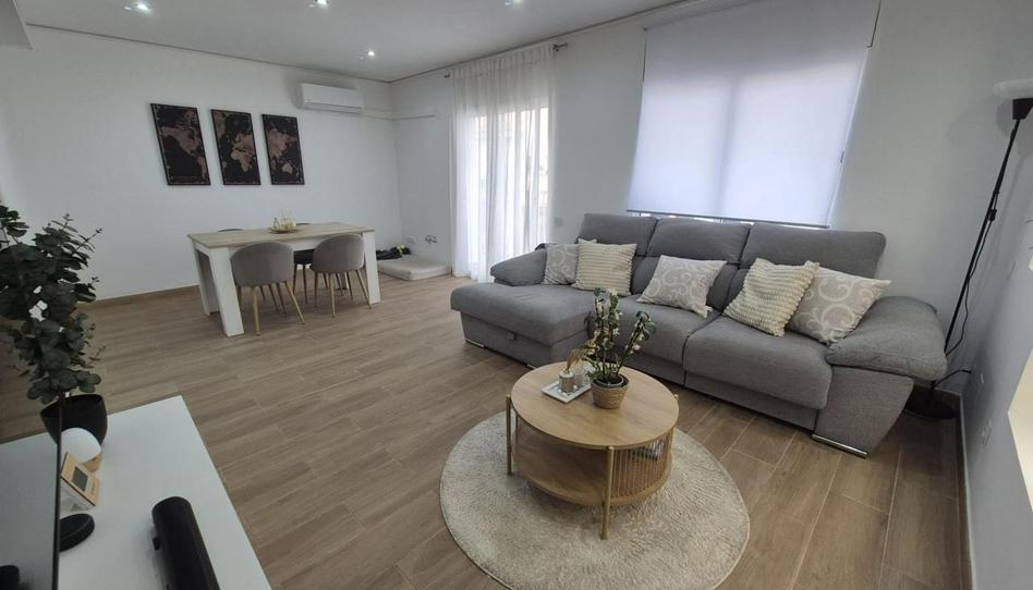 Foto 1 de Piso en venta en Carrer Edisson, Les Roquetes, Barcelona