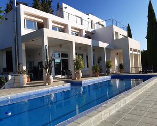 Piscina de Casa o xalet en venda en  Córdoba Capital amb Aire condicionat, Calefacció i Jardí privat