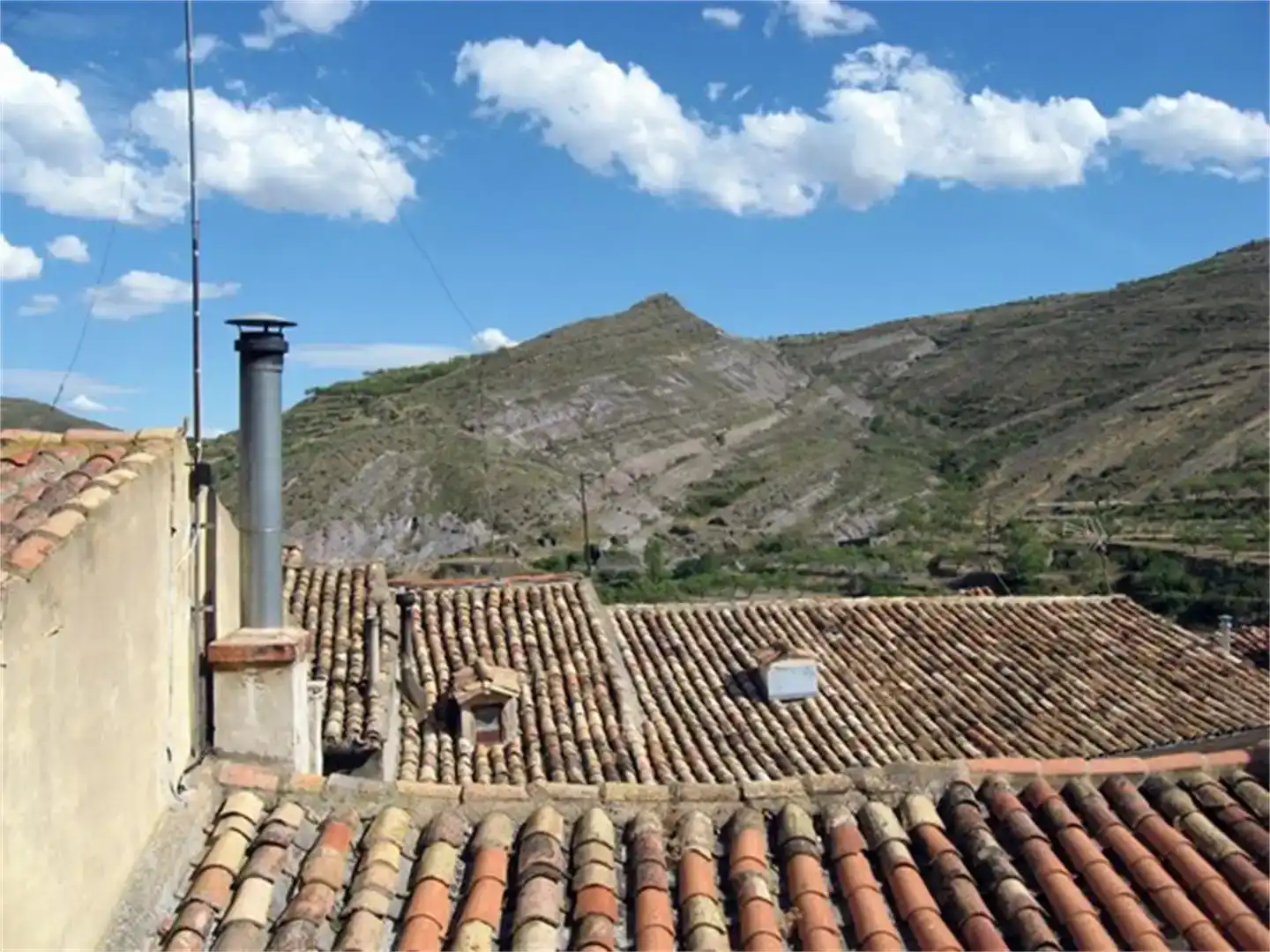 Vista exterior de Pis en venda en Cornago amb Traster, Moblat i Forn