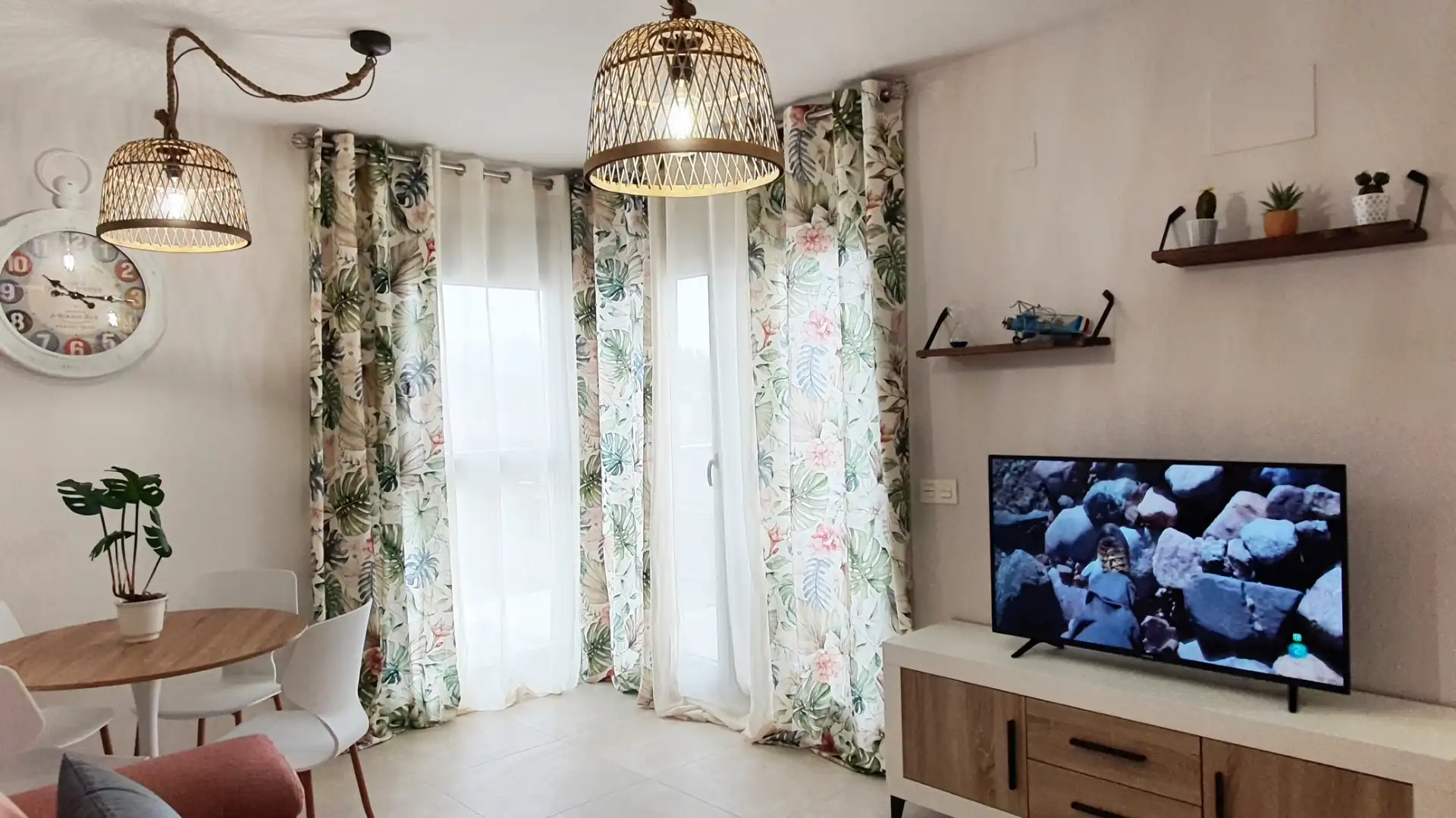 Sala de estar de Apartamento de alquiler en Oliva con Aire acondicionado, Calefacción y Terraza
