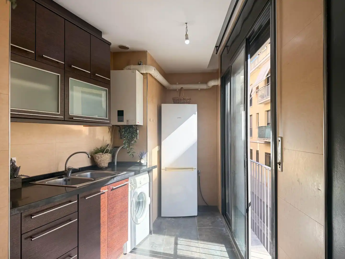 Küche von Haus oder Chalet zum Verkauf in Vilanova i la Geltrú mit Heizung, Terrasse und Balkon