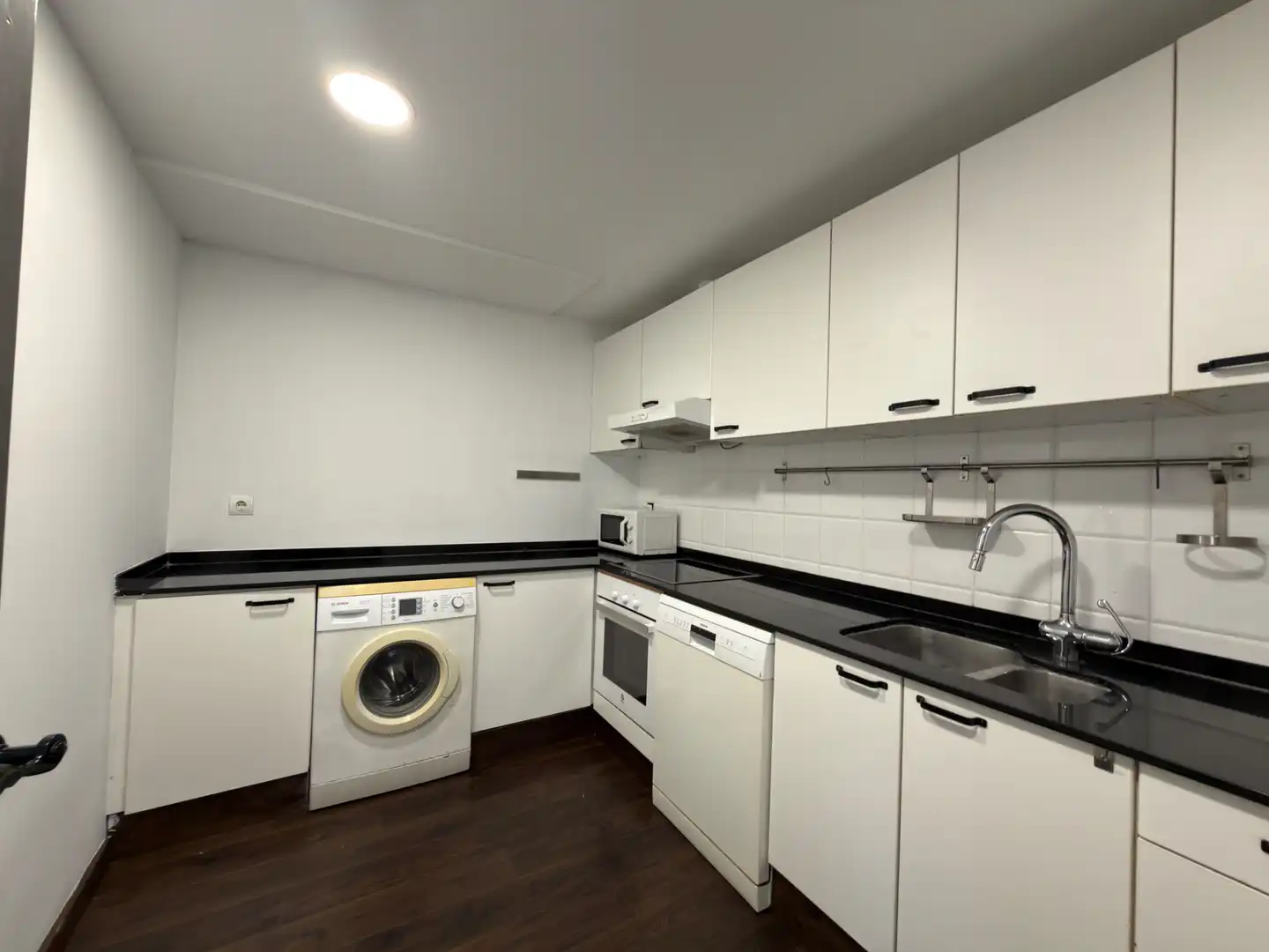 Cocina de Loft de alquiler en Barcelona con Aire acondicionado, Calefacción y Jardín privado