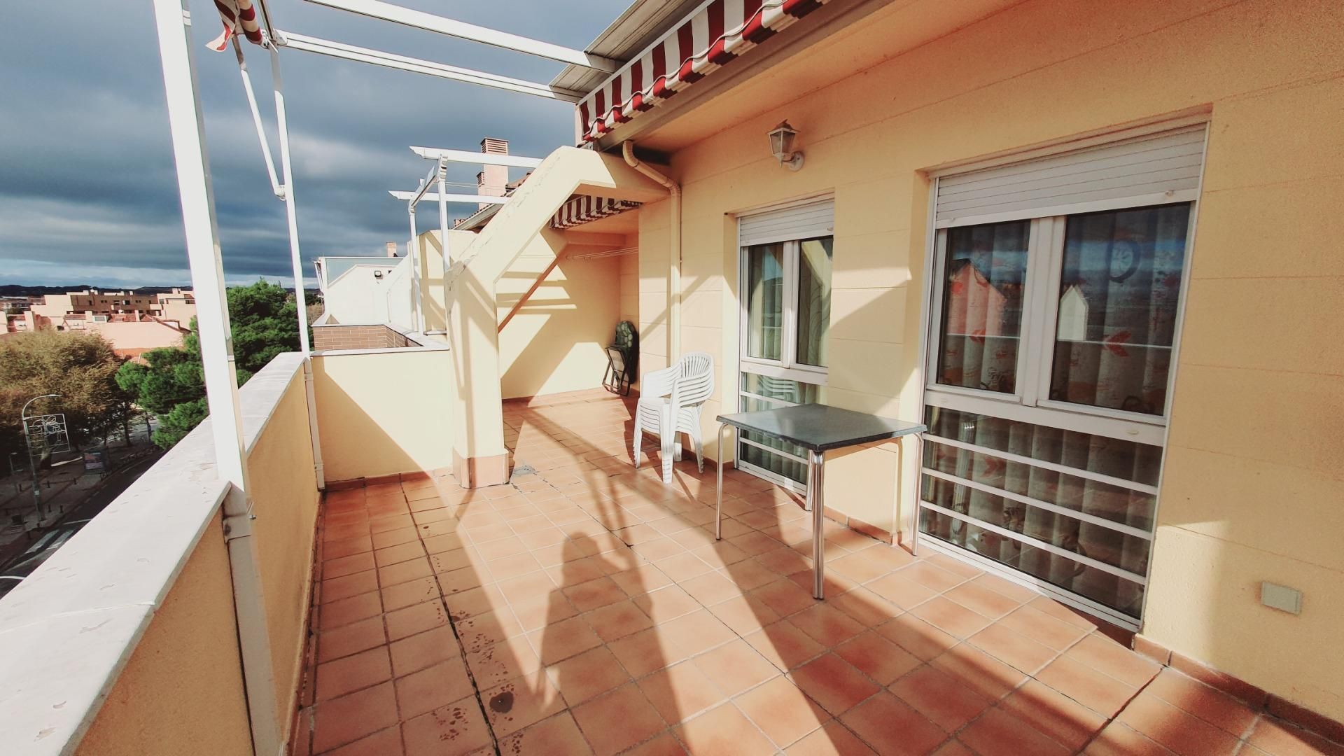 Attic for sale in Carretera LOECHES, Virgen del Rosario