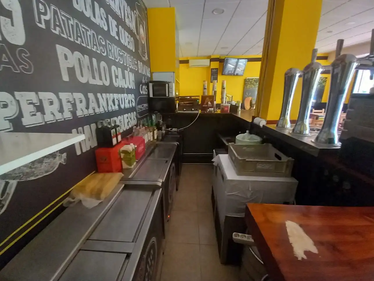 Local en traspas en Lloret de Mar amb Aire condicionat, Calefacció i Terrassa