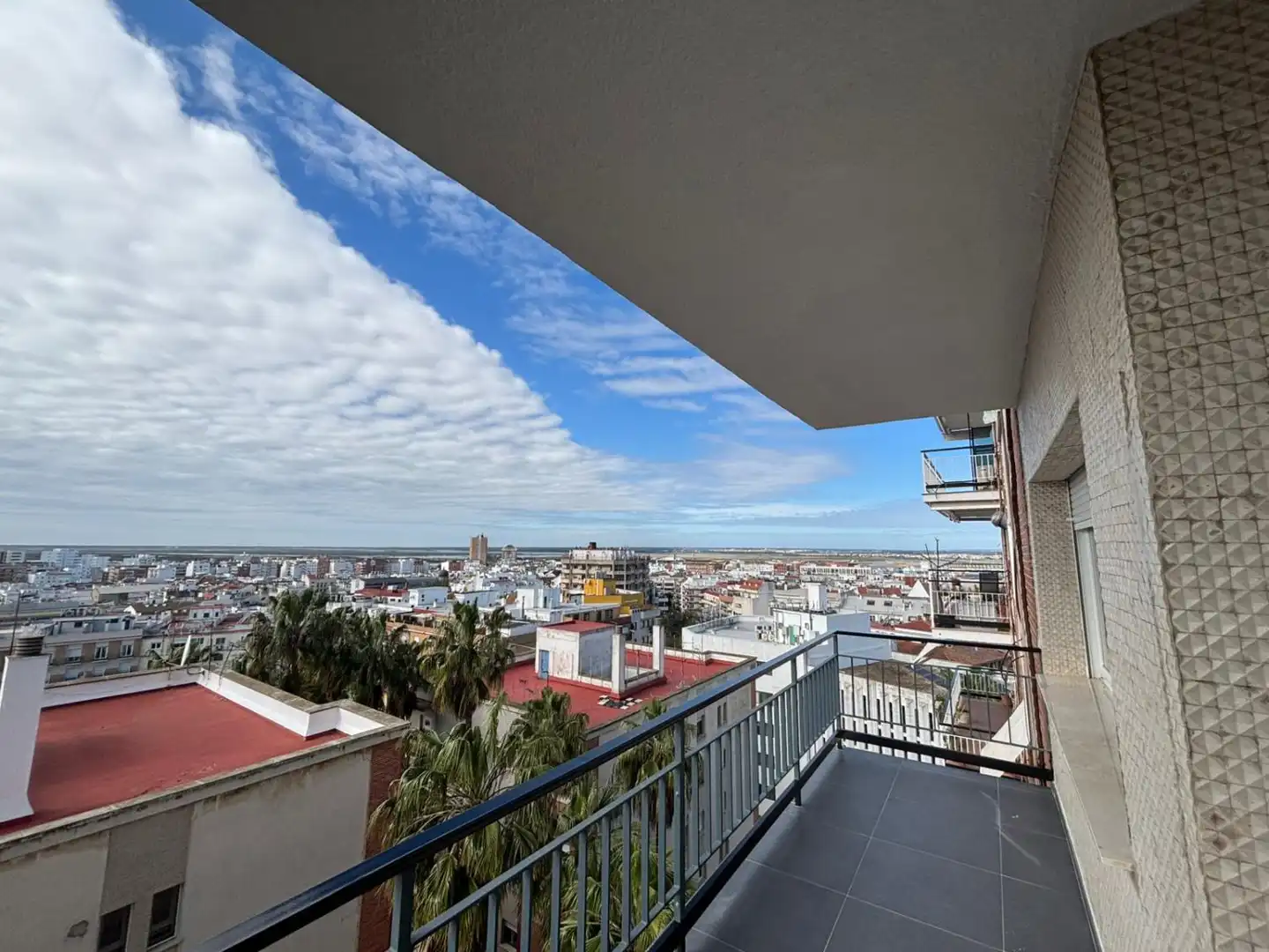 Exterior view of Flat for rent in Huelva  with Terrace