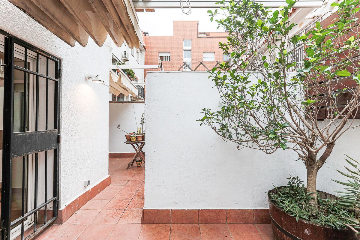 Garden of Flat for sale in  Barcelona Capital  with Air Conditioner and Heating