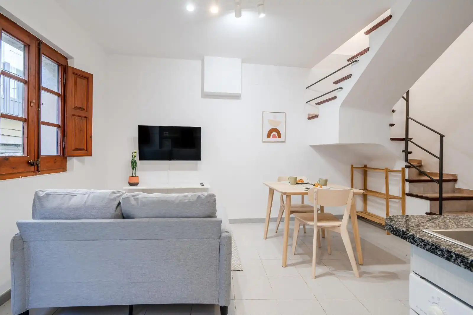 Wohnzimmer von Dachboden zur Miete in Girona