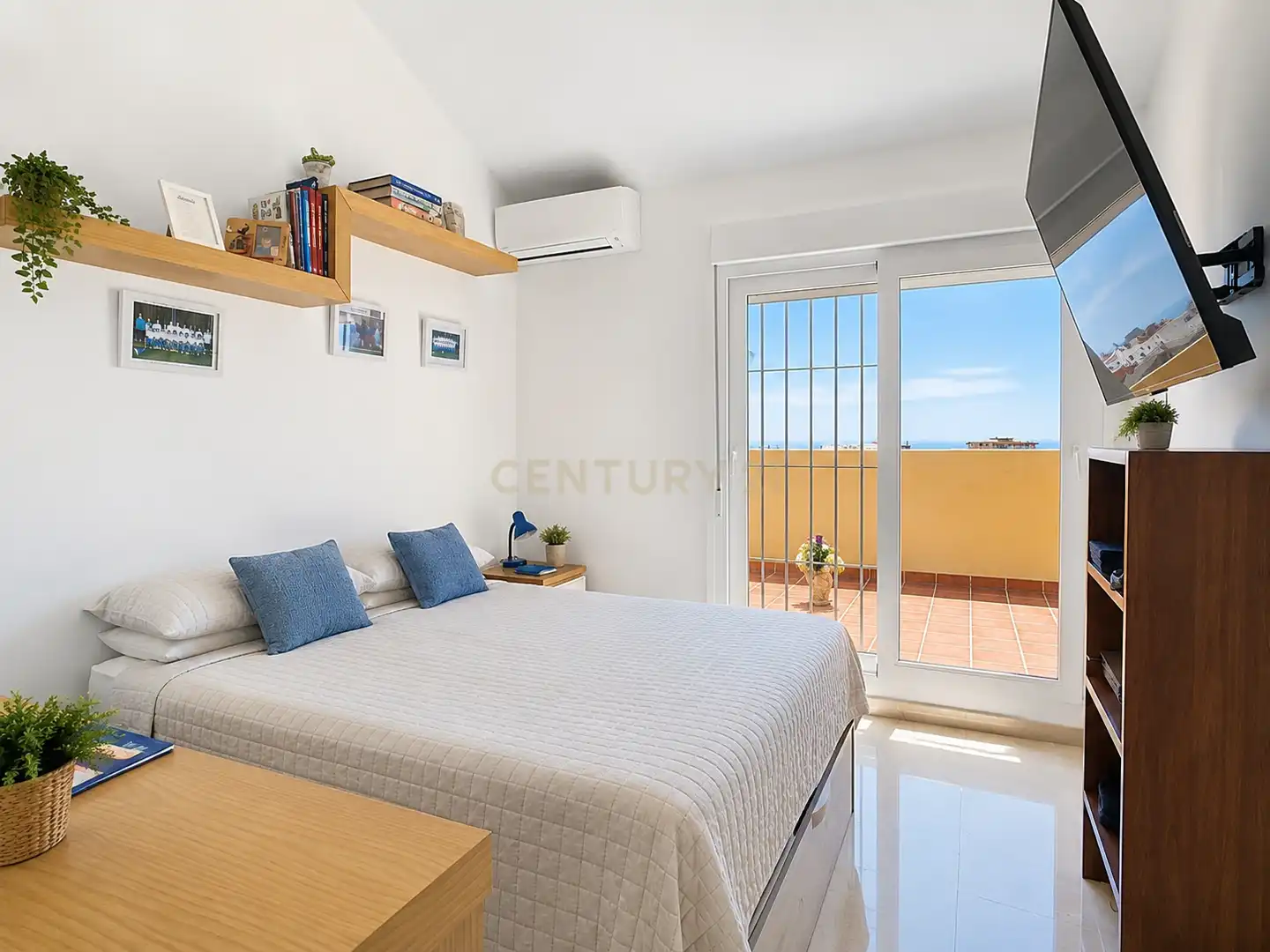 Dormitori de Apartament en venda en Benalmádena amb Aire condicionat i Balcó