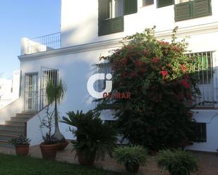 Garden of House or chalet for sale in Barbate  with Air Conditioner and Swimming Pool