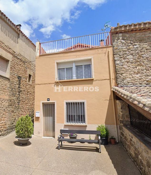 Vista exterior de Casa adosada en venta en Azuelo con Calefacción, Terraza y Trastero
