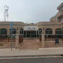 Vista exterior de Local de alquiler en Tortosa