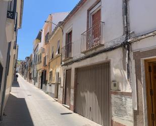 Vista exterior de Casa adosada en venda en Lucena