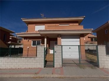 Casa d'obra nova amb jardí en venda a Calle Pablo Neruda 6