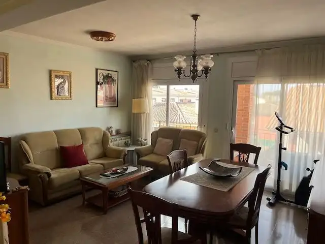 Maison mitoyenne avec jardin à vendre à Caldes de Malavella