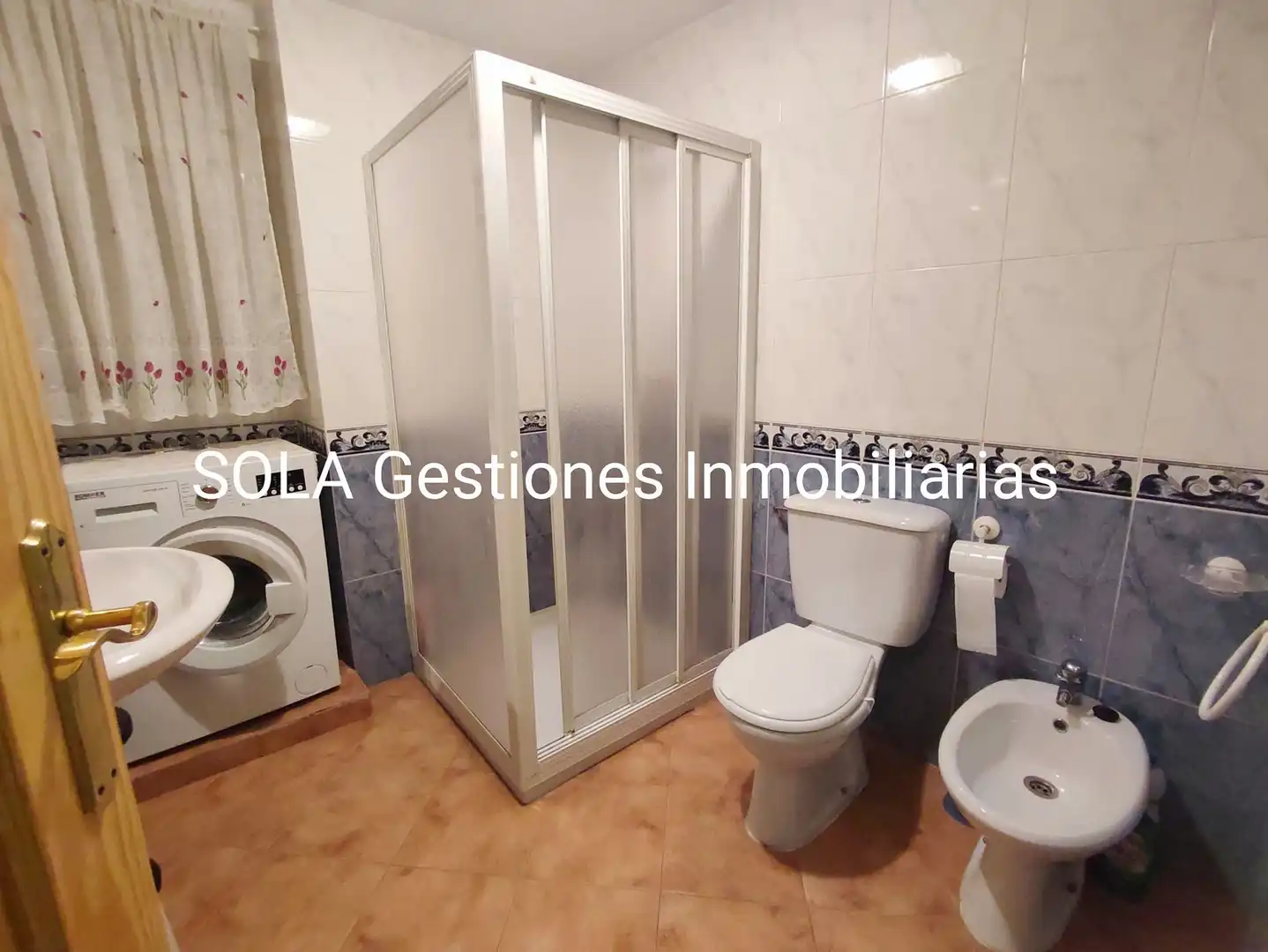 House with terrace for sale in Calle Arrañales, imagen 5