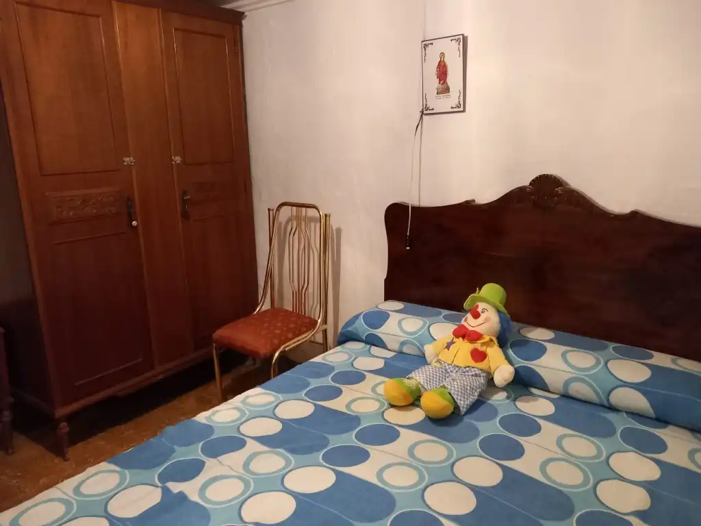 Bedroom of Houses for sale in Calles  with Private garden, Terrace and Storage room