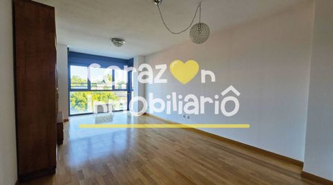Photo 5 of Flat for sale in Calle Silvina, San Fermín, Madrid Capital