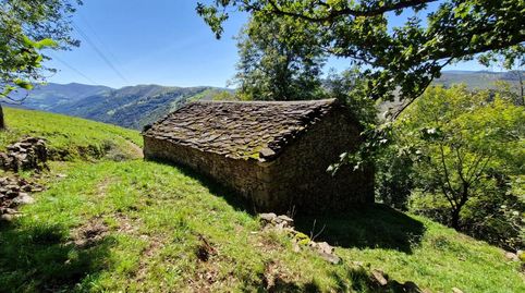 Foto 5 de Finca rústica en venta en La Gurueba, Vega de Pas, Cantabria