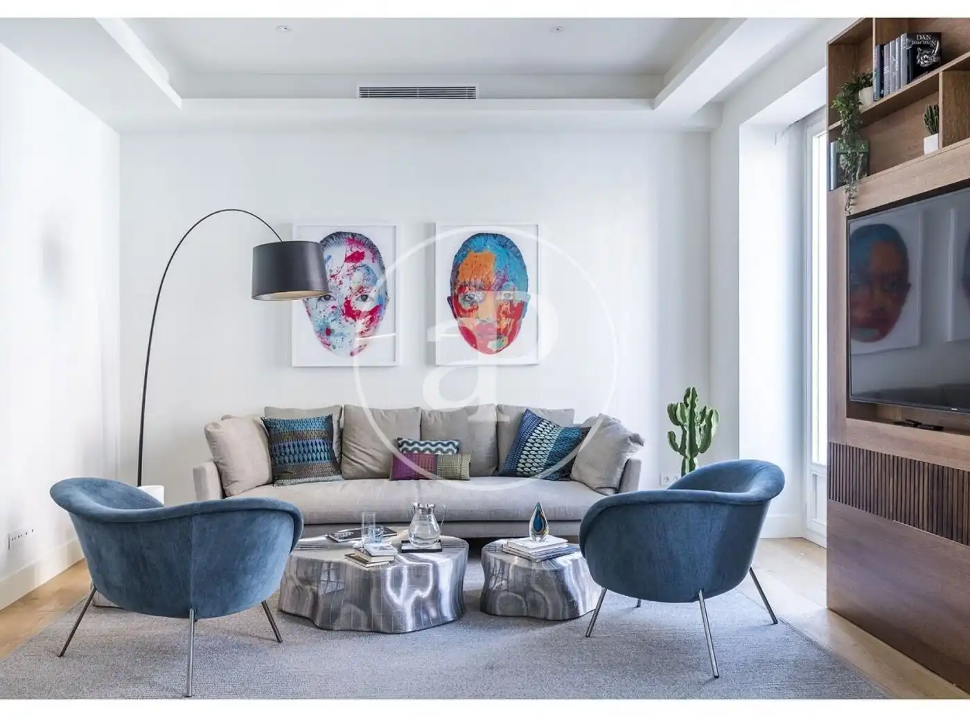 Flat with terrace to rent in Calle del Barquillo
