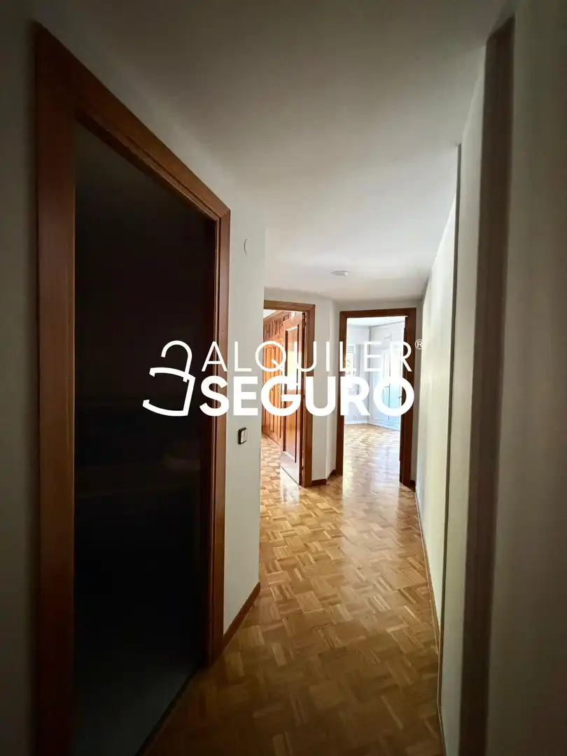 Flat for rent in Majadahonda  with Air Conditioner, Heating and Storage room