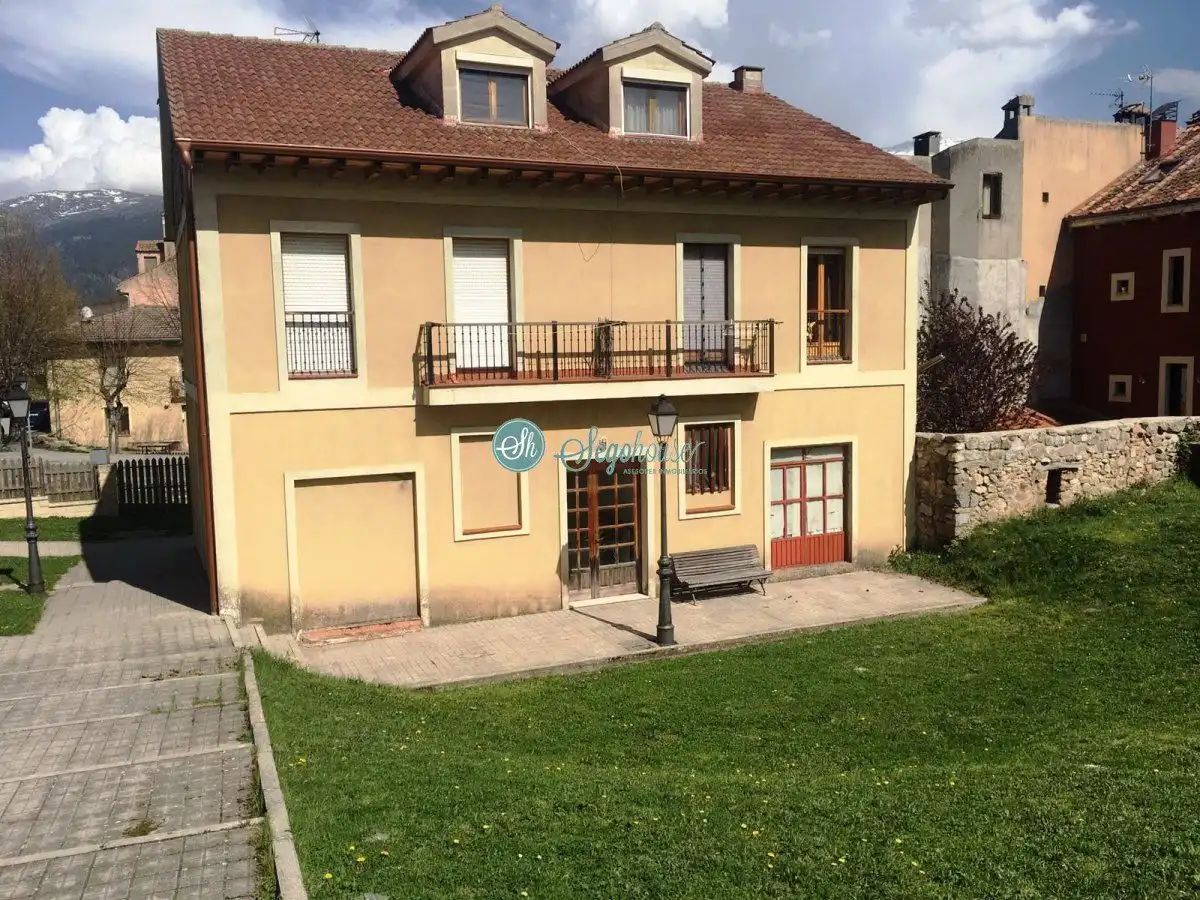 Außenansicht von Geschaftsraum zum Verkauf in Real Sitio de San Ildefonso