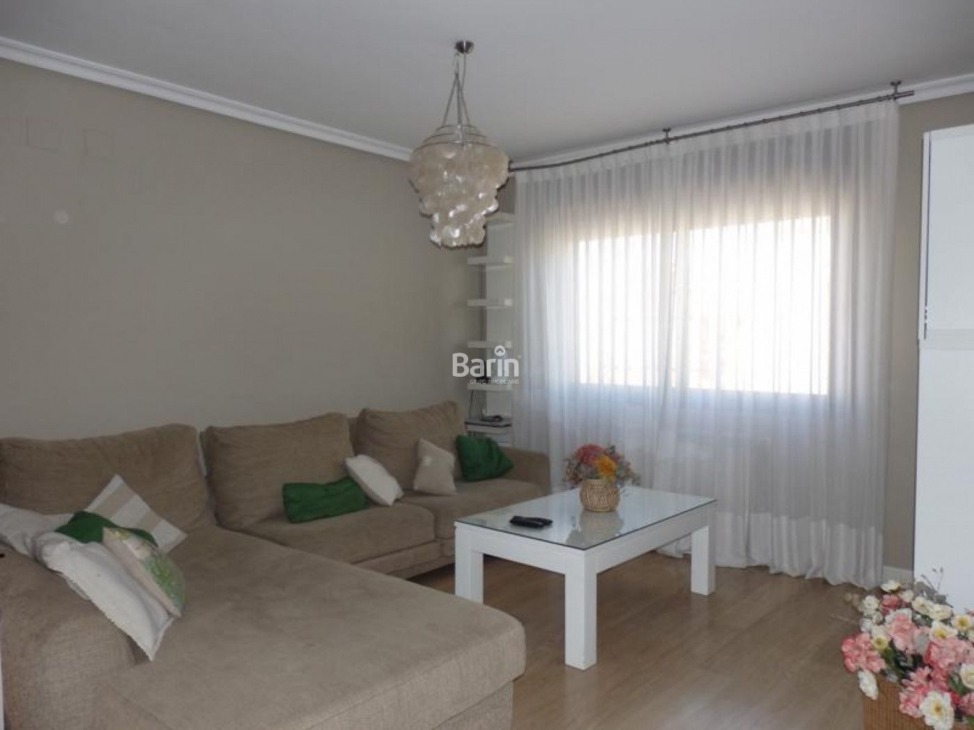 Sala d'estar de Pis en venda en  Córdoba Capital amb Aire condicionat, Calefacció i Jardí privat