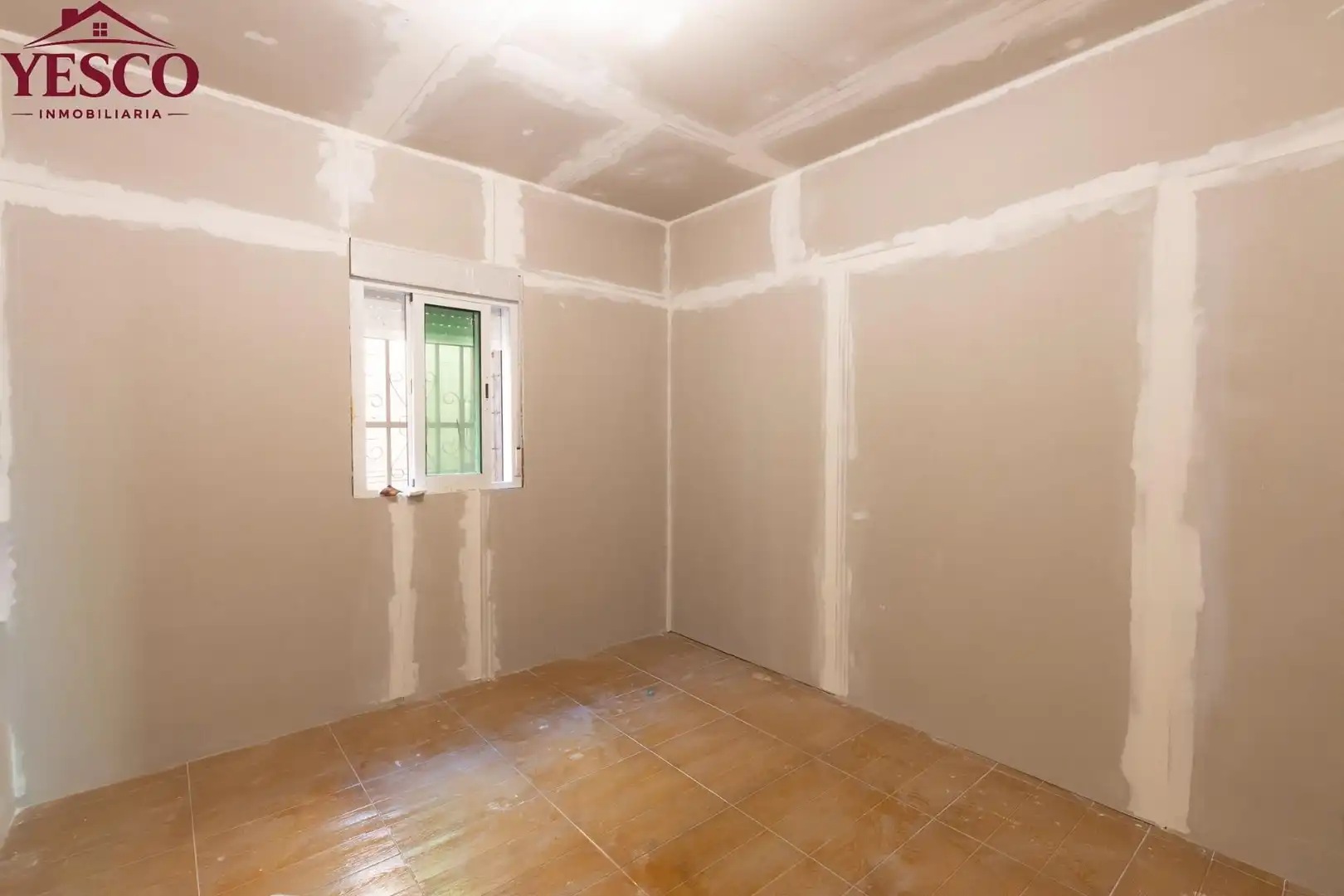 Flat for sale in Granada