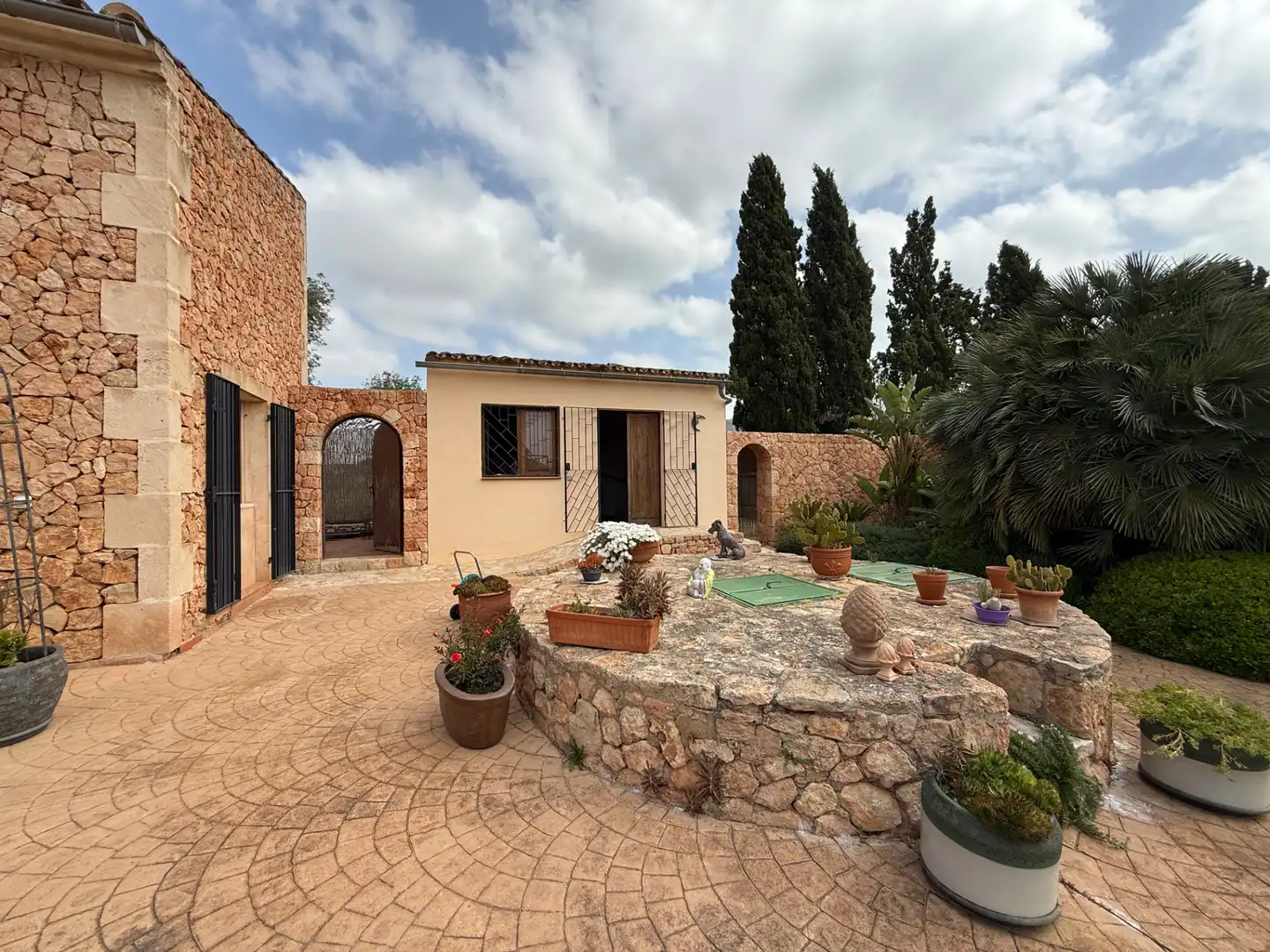 Garden of Houses for sale in Llucmajor  with Air Conditioner, Heating and Private garden