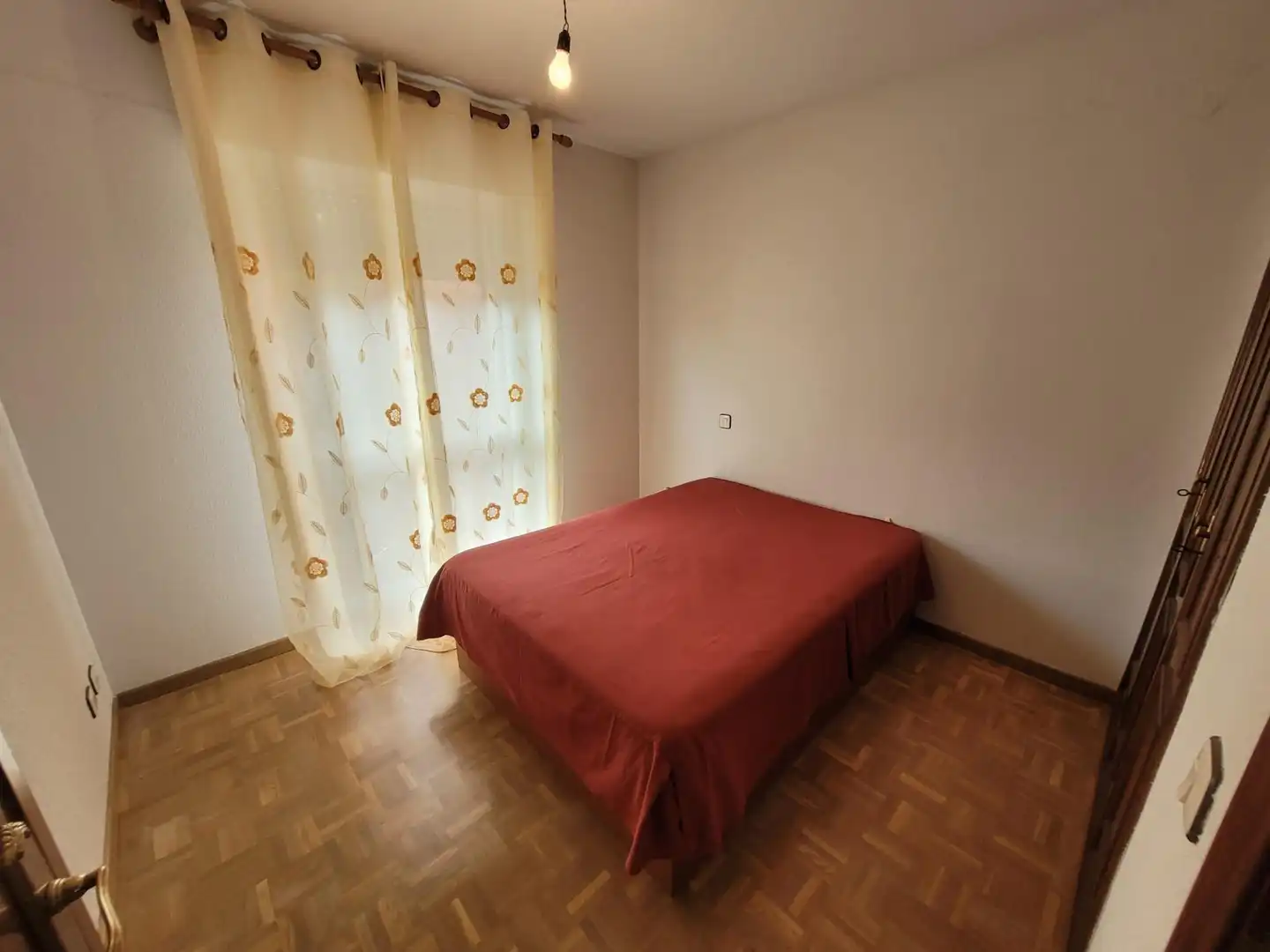 Bedroom of Detached homes for sale in Carrascal de Barregas  with Heating, Private garden and Parquet flooring