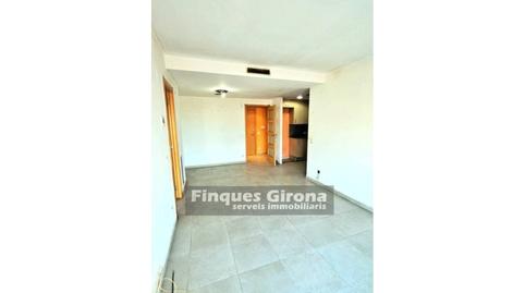 Foto 4 de Piso en venta en Calle Isidre Rosell I Gimbern, Celrà, Girona