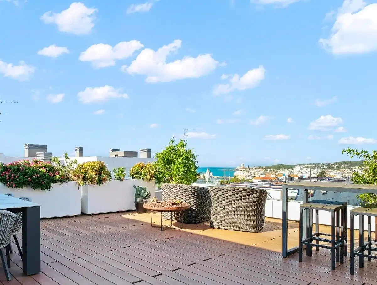 Attique avec piscine à vendre à Aiguadolç - Sant Sebastià