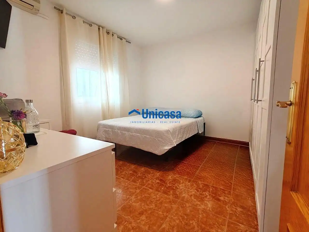 Bedroom of Flat for sale in Málaga  with Air Conditioner and Storage room