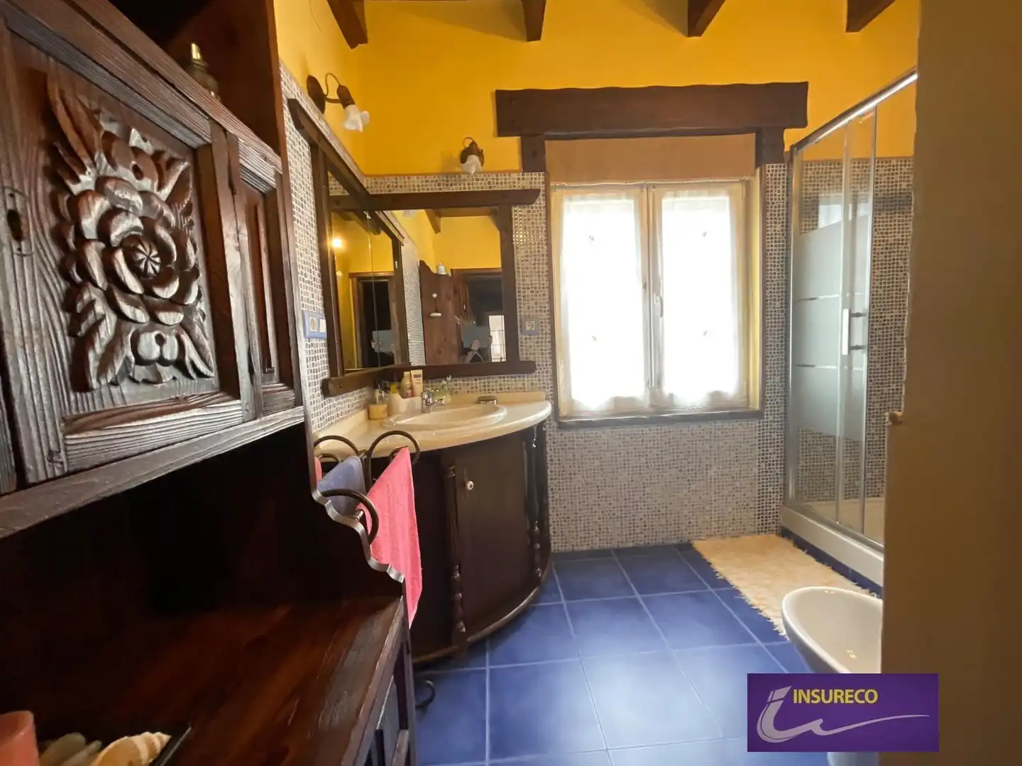 Bany de Casa o xalet en venda en Bustillo del Páramo amb Calefacció, Jardí privat i Parquet