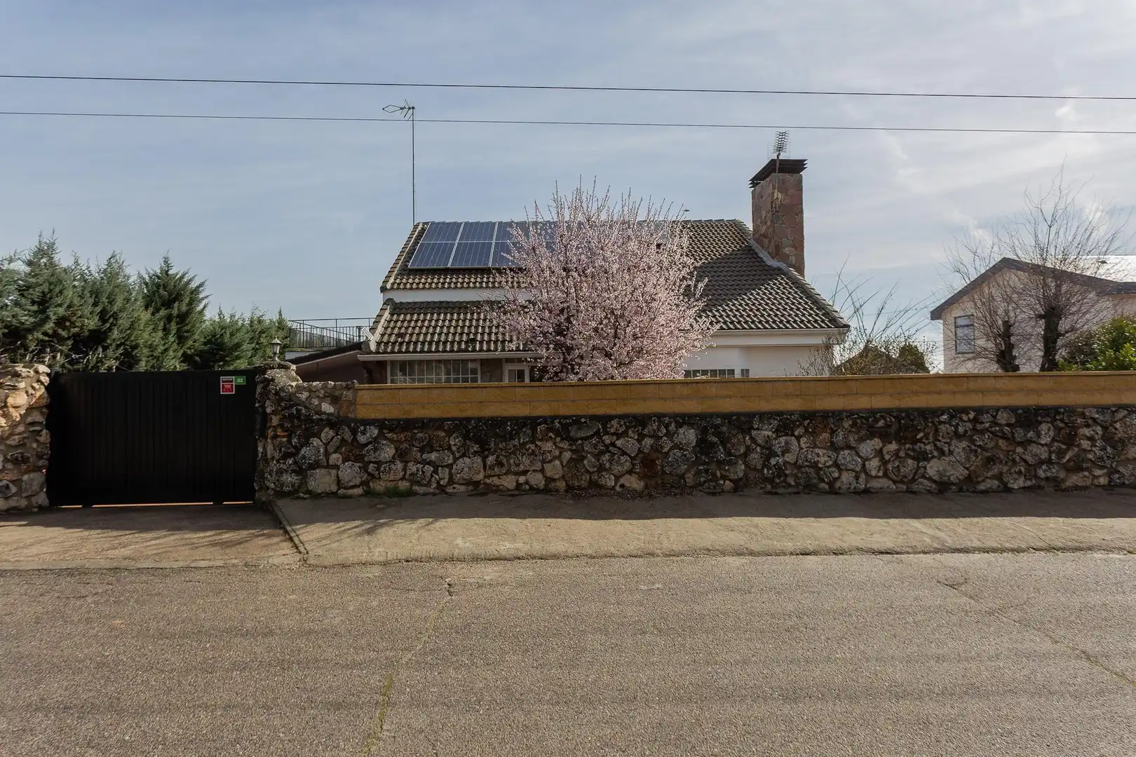 Vista exterior de Casa o chalet en venta en Villar del Olmo con Calefacción, Jardín privado y Terraza