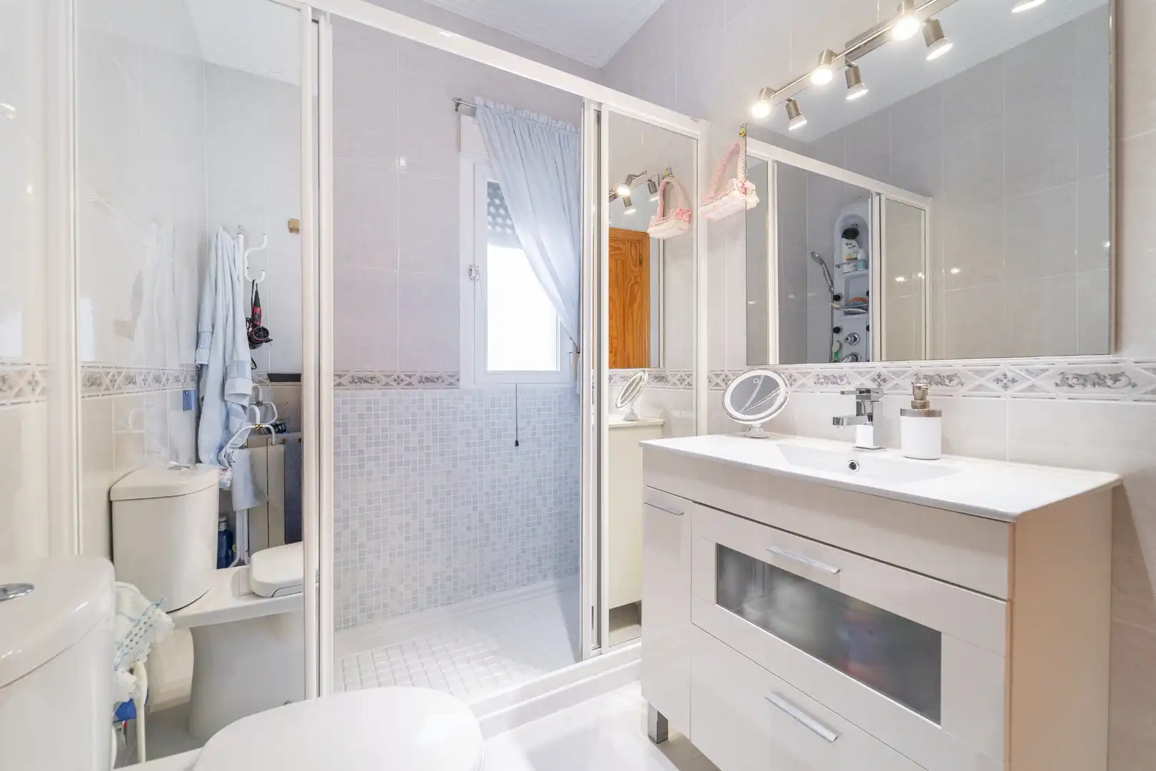 Baño de Casa o chalet en venta en El Álamo con Aire acondicionado, Calefacción y Jardín privado