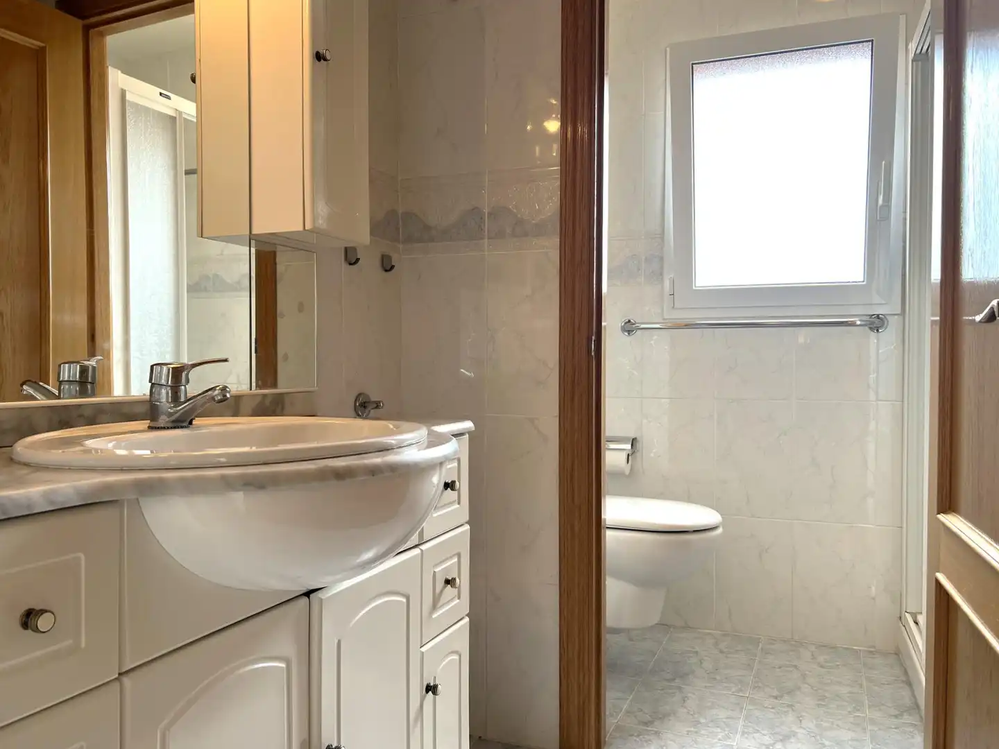 Baño de Apartamento en venta en Torroella de Fluvià con Aire acondicionado, Terraza y Trastero