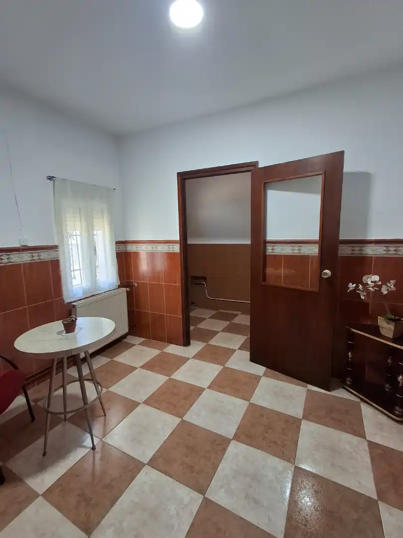 Baño de Casa o chalet de alquiler en La Puebla de Almoradiel con Calefacción, Terraza y Amueblado