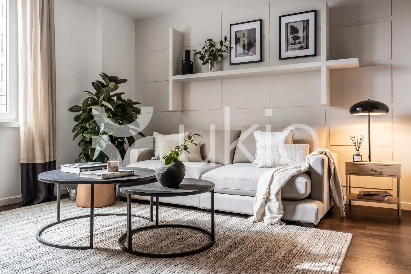 Living room of Apartments for rent in Madrid  with Air Conditioner, Heating and Furnished