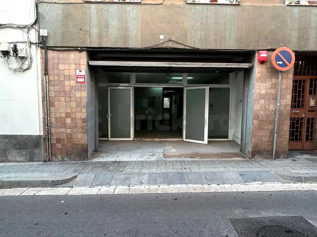 Local de lloguer en Sarrià - Sant Gervasi